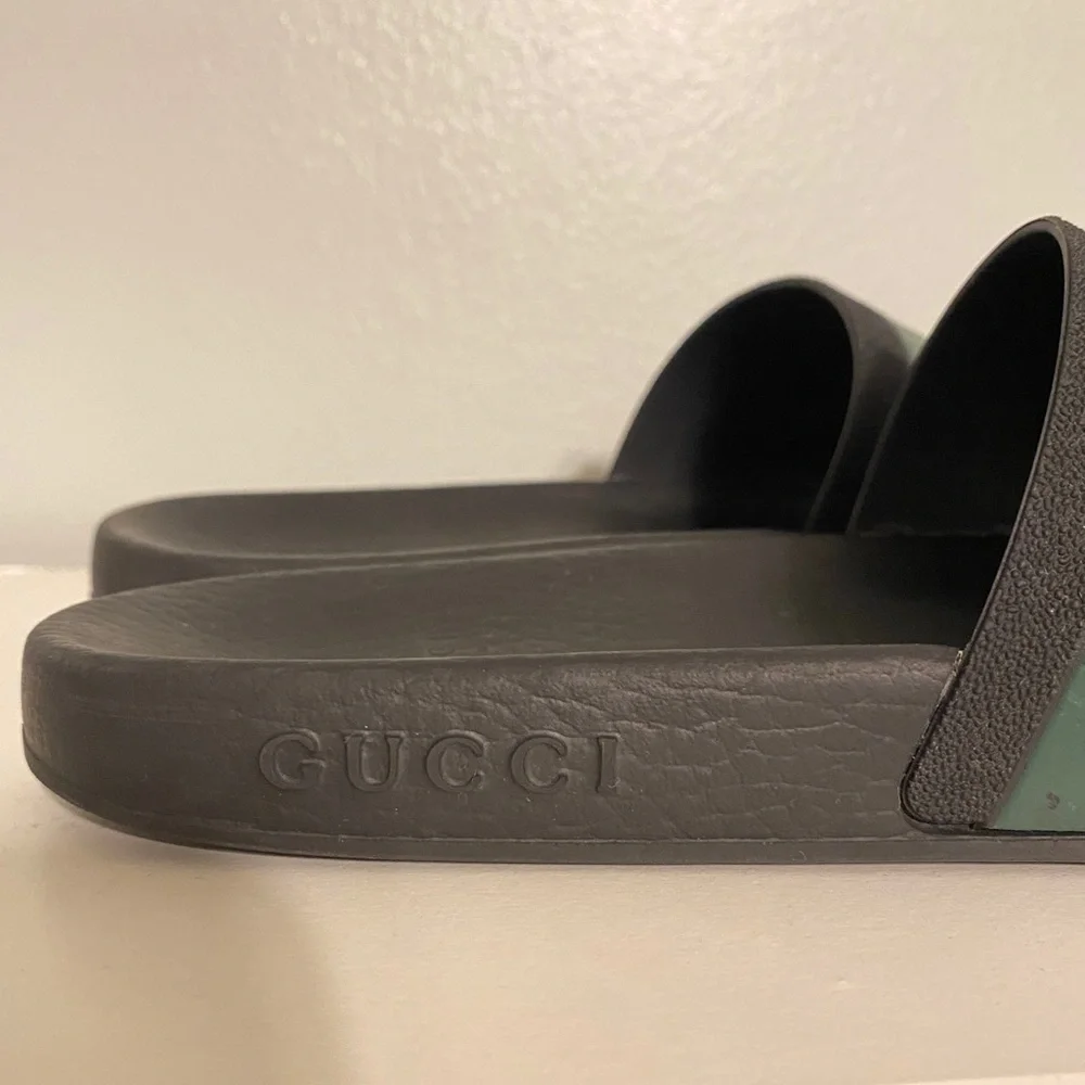Gucci Black Slides with Green and Red Stripe